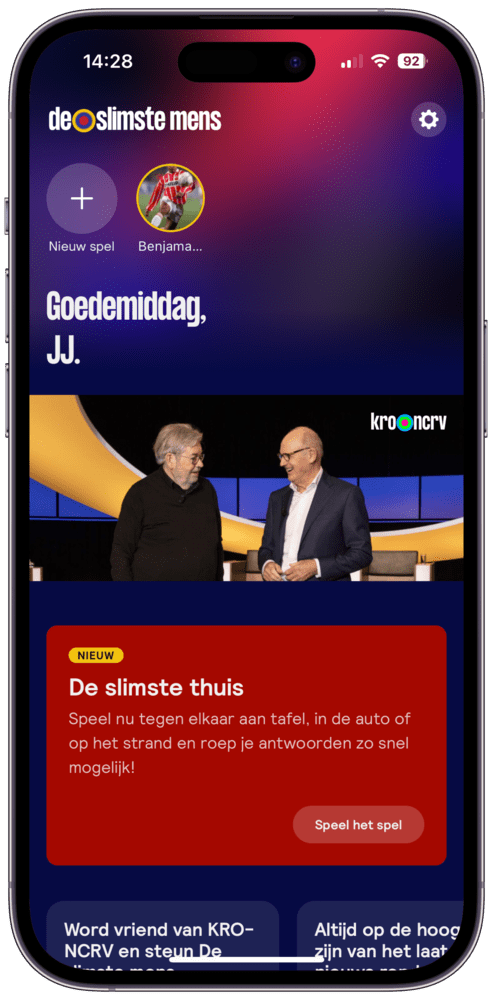 Screenshot of the home screen of the De Slimste Mens app, a notification is shown about the new speech function
